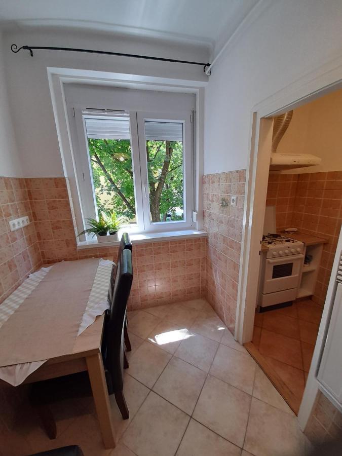 Zoeld Sziget Apartmanlakas Eger Exteriör bild