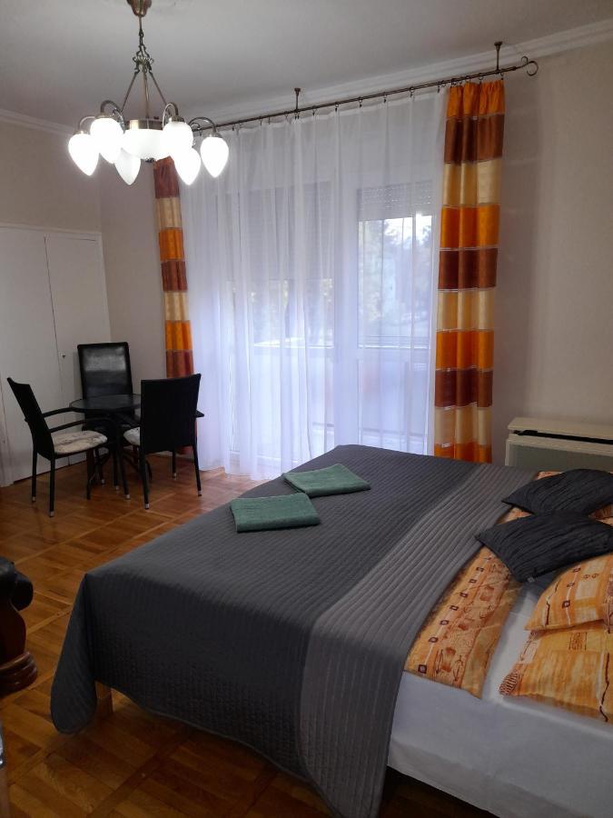 Zoeld Sziget Apartmanlakas Eger Exteriör bild