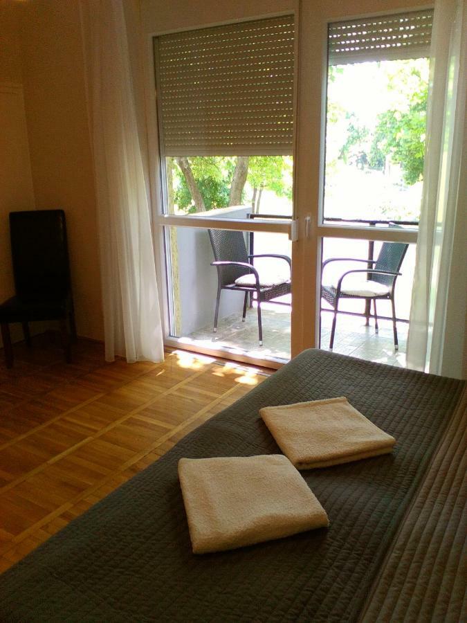 Zoeld Sziget Apartmanlakas Eger Exteriör bild
